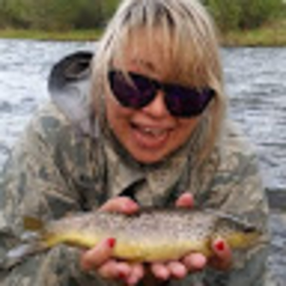 Meet your Posher, Caitlin